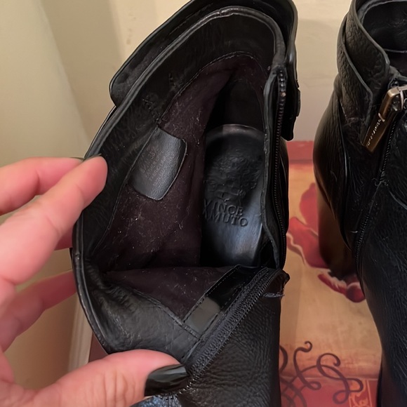 Vince Camuto black boots, size 8 1/2 - Picture 6 of 6